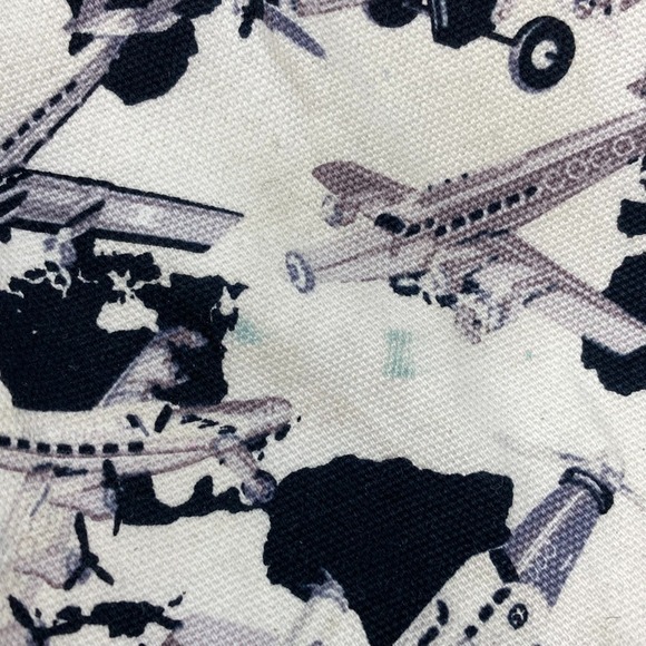 CHANEL Black Pochette Shoulder Bag - Picture 15 of 16